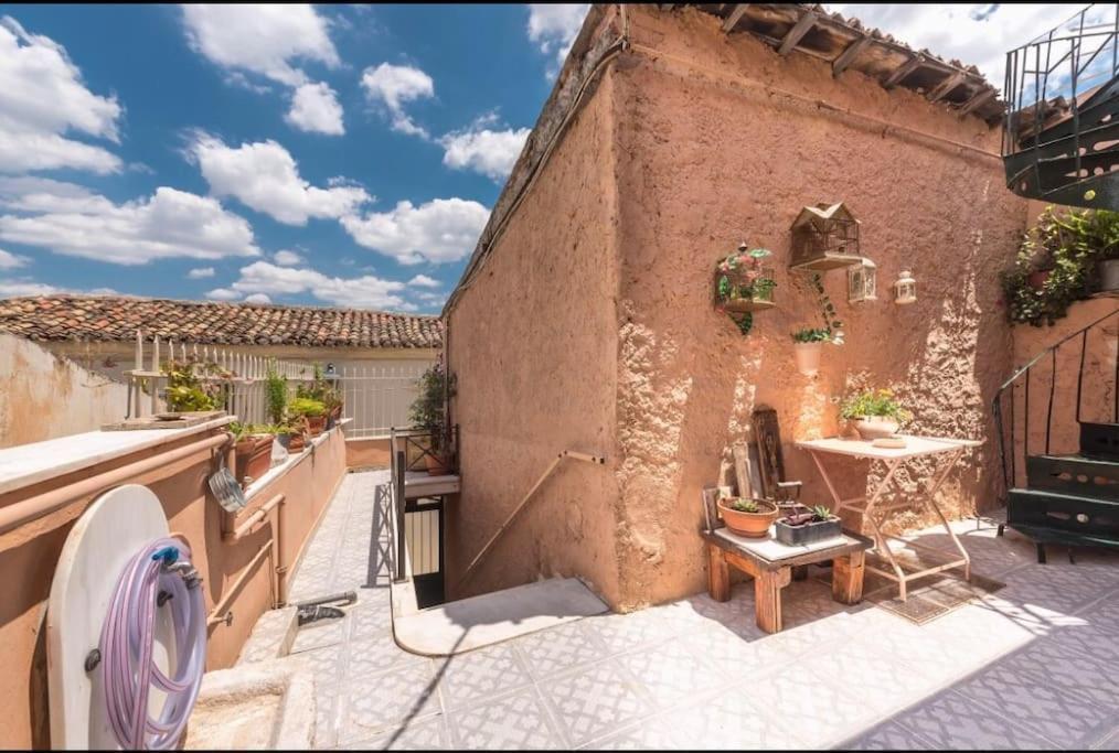 アテネAnafiotika Houseアパートメント エクステリア 写真